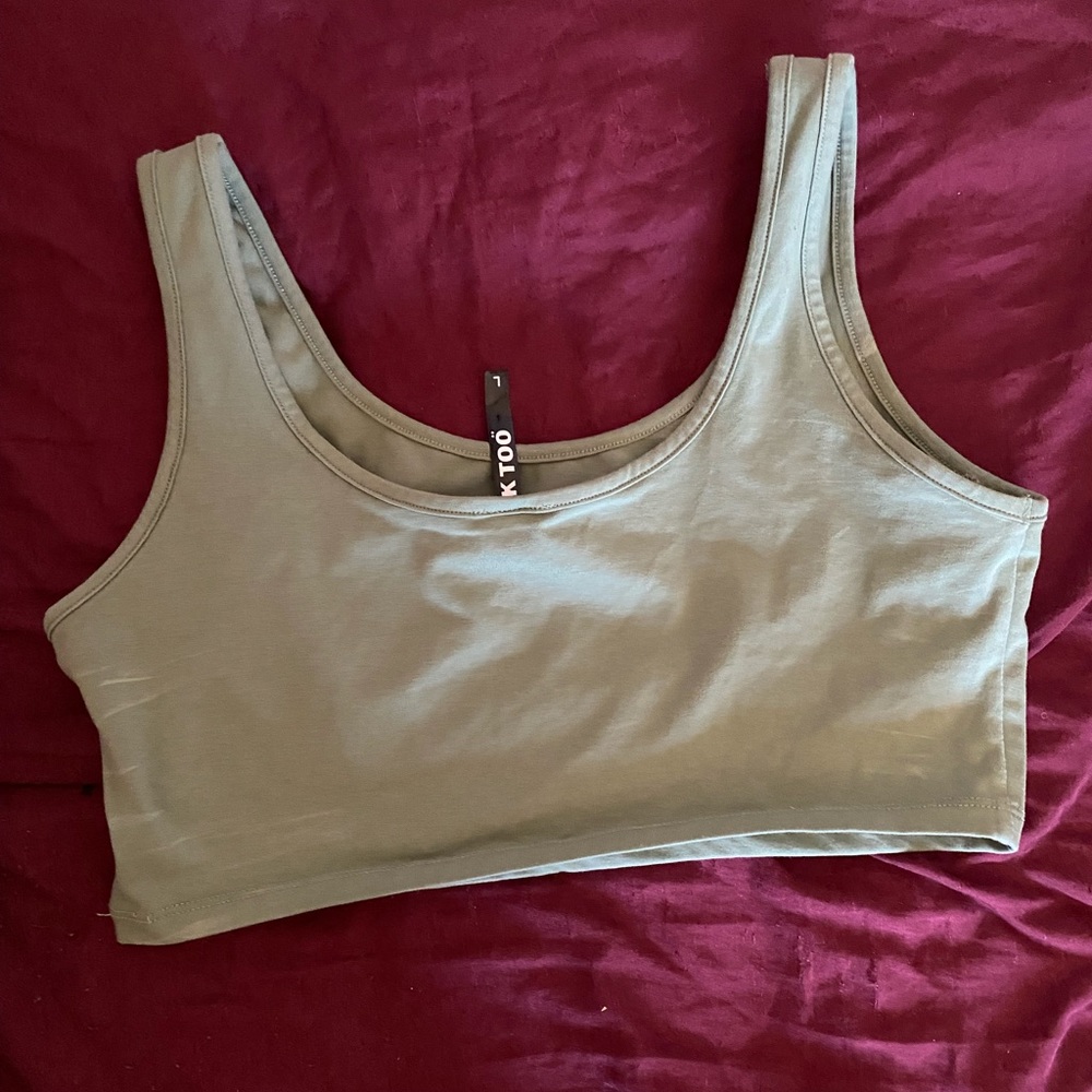 Green crop top
